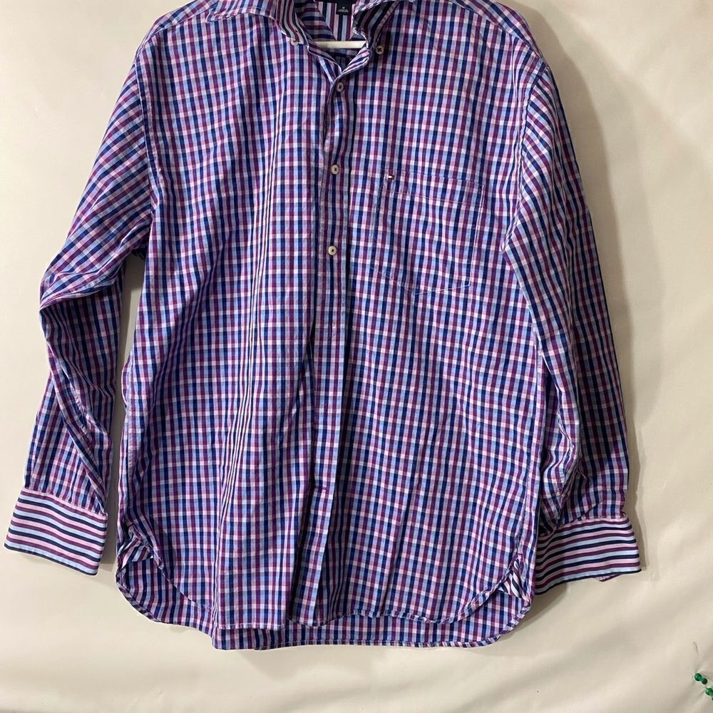 Tommy Hilfiger 80,s 2-ply Fabric Men’s Casual Button Down Shirt Medium